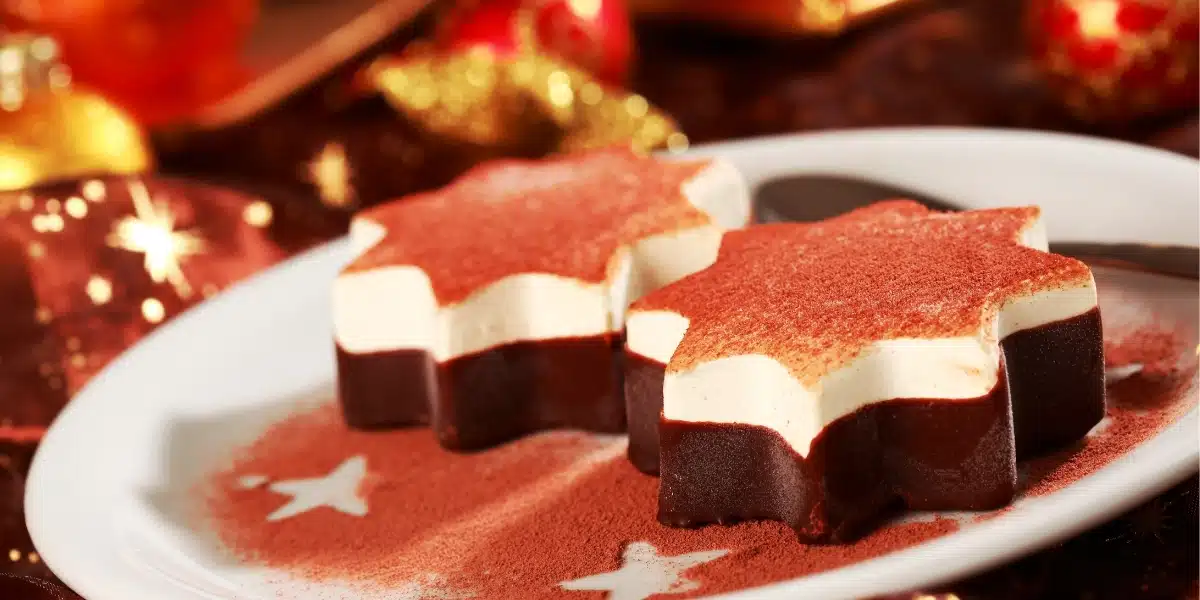 Scopri il semifreddo al mascarpone che conquisterà il tuo palato: il segreto del pan di Spagna e del caffè!